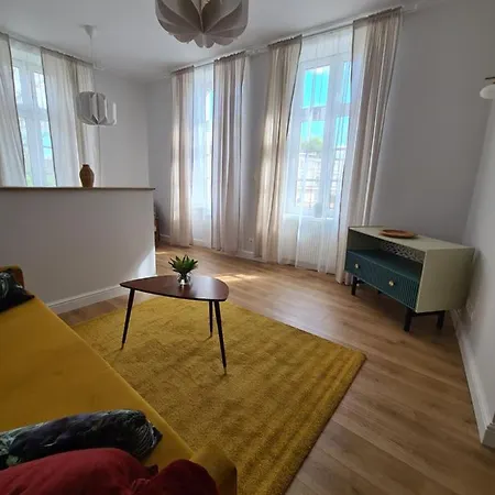 Apartament Przy Ratuszu Apartment *